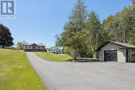 829 Kimberly Drive Selwyn ON K0L 1T0