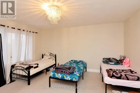 230 Doon Mills Drive Kitchener ON N2P 2R8