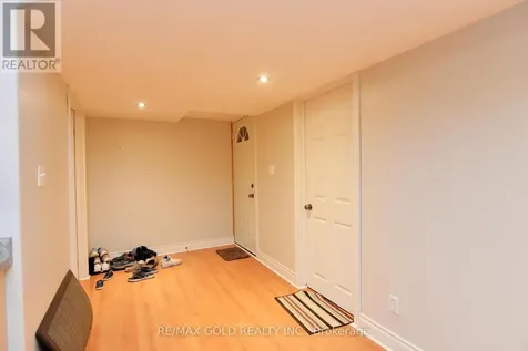 230 Doon Mills Drive Kitchener ON N2P 2R8