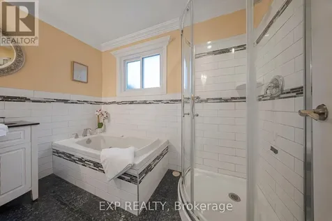 124 Dunsmere Drive Kitchener ON N2E 1V7