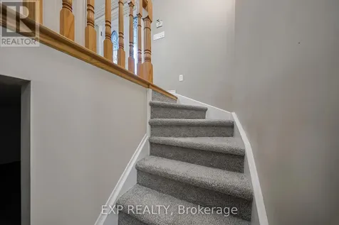 124 Dunsmere Drive Kitchener ON N2E 1V7