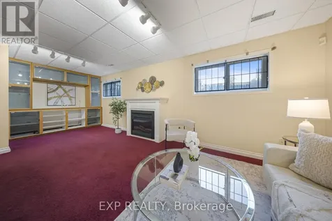 124 Dunsmere Drive Kitchener ON N2E 1V7