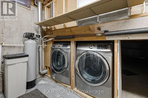 124 Dunsmere Drive Kitchener ON N2E 1V7