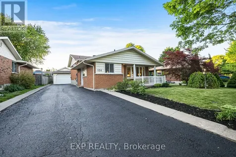 124 Dunsmere Drive Kitchener ON N2E 1V7