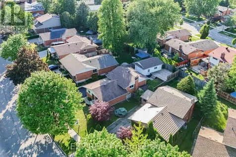 124 Dunsmere Drive Kitchener ON N2E 1V7