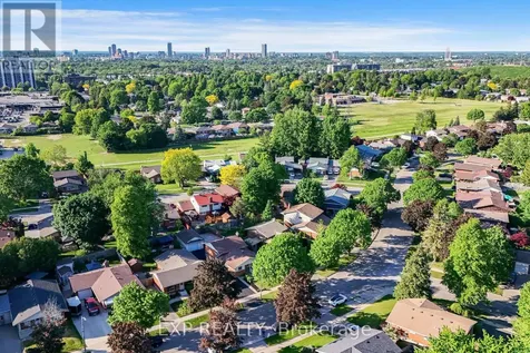 124 Dunsmere Drive Kitchener ON N2E 1V7