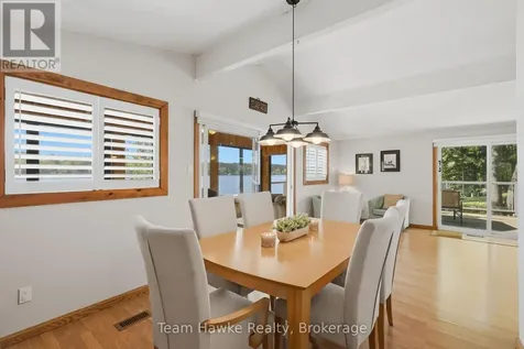 23 Timcourt Drive Tiny ON L9M 0B9
