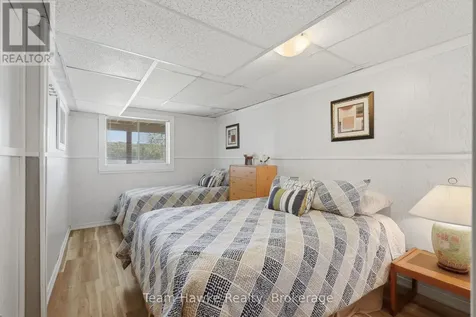 23 Timcourt Drive Tiny ON L9M 0B9