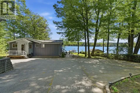 23 Timcourt Drive Tiny ON L9M 0B9