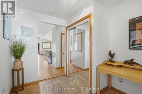 23 Timcourt Drive Tiny ON L9M 0B9