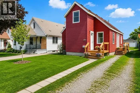 551 Hildegarde Street Windsor ON N8X 2Z4