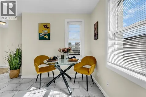 551 Hildegarde Street Windsor ON N8X 2Z4