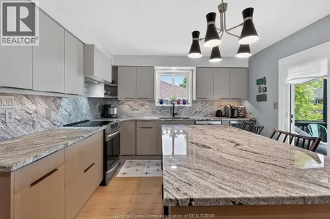 4333 Golfcourse Windsor ON N9G 2P4