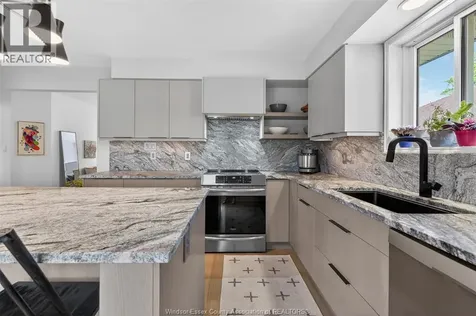 4333 Golfcourse Windsor ON N9G 2P4
