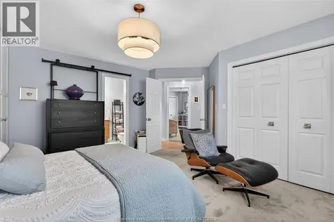 4333 Golfcourse Windsor ON N9G 2P4