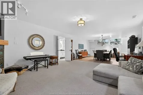 4333 Golfcourse Windsor ON N9G 2P4