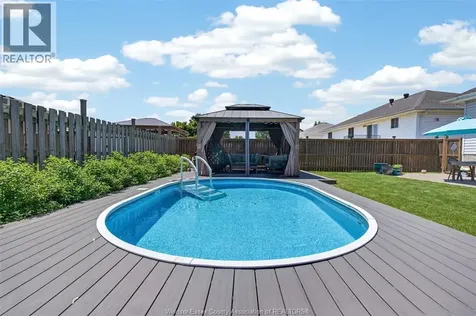 4333 Golfcourse Windsor ON N9G 2P4