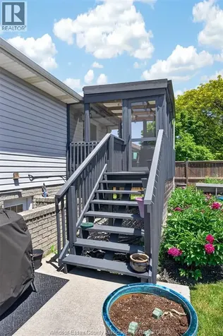 4333 Golfcourse Windsor ON N9G 2P4