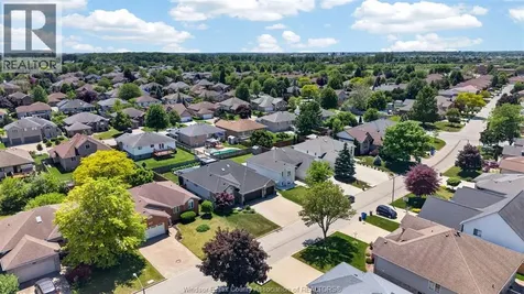 4333 Golfcourse Windsor ON N9G 2P4