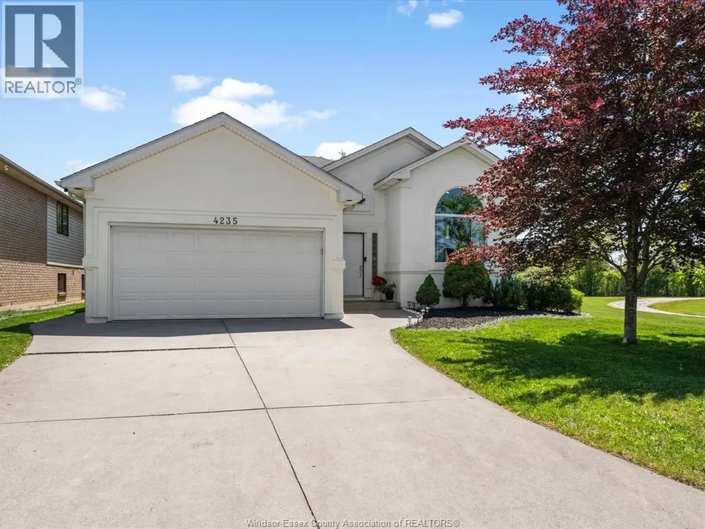 4235 Providence Crescent Windsor ON N9G 2V3