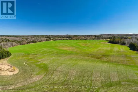 7489 Concession Road 2 Uxbridge ON L0G 1M0