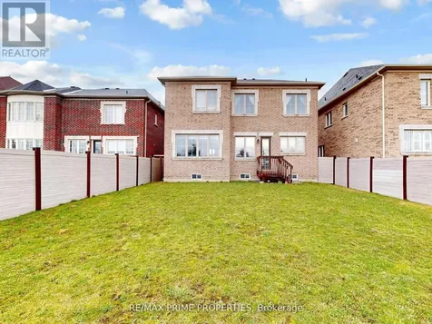 46 Scrivener Drive Aurora ON L4G 0Y8