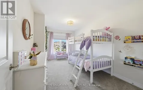 105 Dorian Drive Whitby ON L1P 0C8