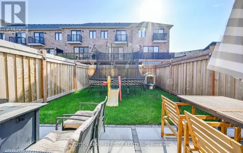 105 Dorian Drive Whitby ON L1P 0C8