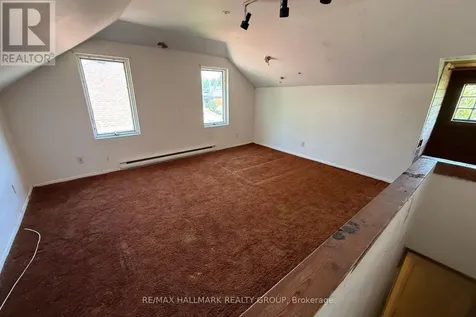 142 Clarendon Avenue Ottawa ON K1Y 0R5