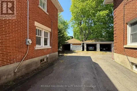 142 Clarendon Avenue Ottawa ON K1Y 0R5