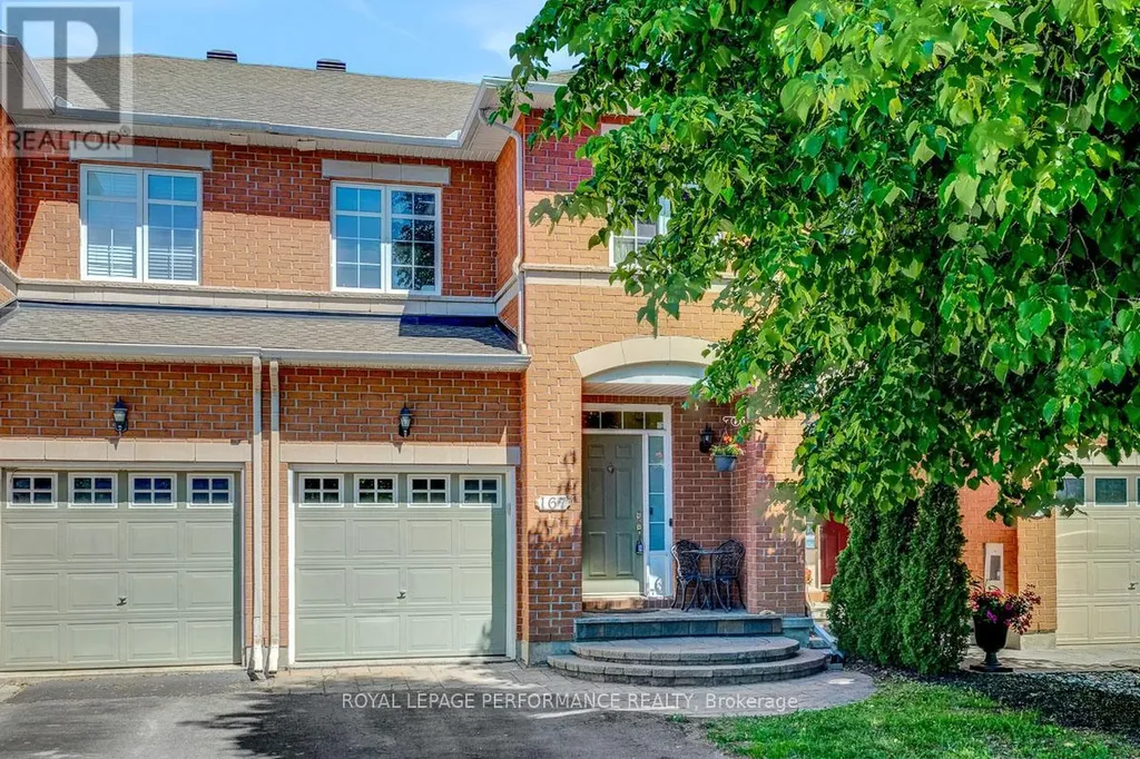167 Duntroon Circle Ottawa ON K1T 4C8