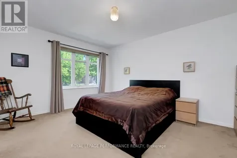 167 Duntroon Circle Ottawa ON K1T 4C8