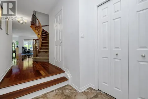 167 Duntroon Circle Ottawa ON K1T 4C8