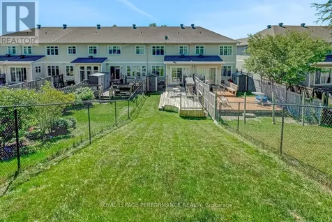 167 Duntroon Circle Ottawa ON K1T 4C8