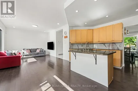 6072 Longleaf Drive Ottawa ON K1W 1G4