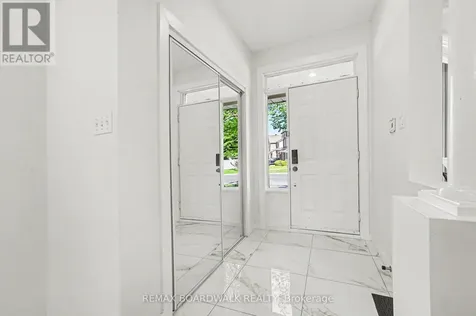 6072 Longleaf Drive Ottawa ON K1W 1G4