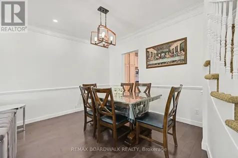 6072 Longleaf Drive Ottawa ON K1W 1G4