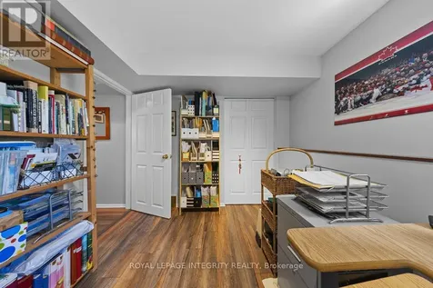 30 Biscayne Crescent Ottawa ON K2E 6Y9
