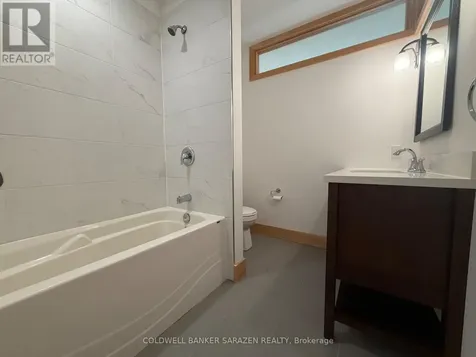 684 Tweedsmuir Avenue Ottawa ON K1Z 5P6