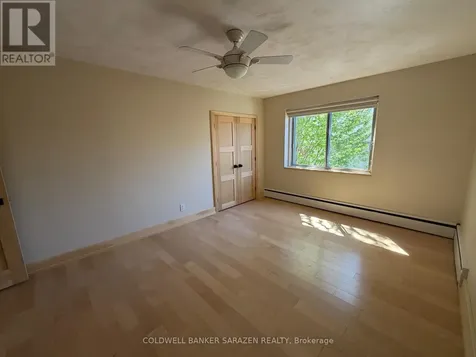 684 Tweedsmuir Avenue Ottawa ON K1Z 5P6
