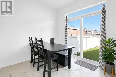 4852 Abbott Street East Ottawa ON K2S 1E7