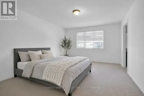 4852 Abbott Street East Ottawa ON K2S 1E7