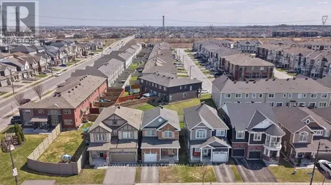 4852 Abbott Street East Ottawa ON K2S 1E7
