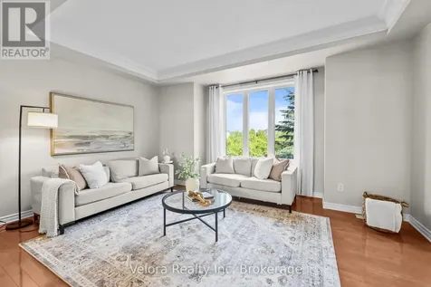 607 Rosehill Avenue Ottawa ON K2S 0K3