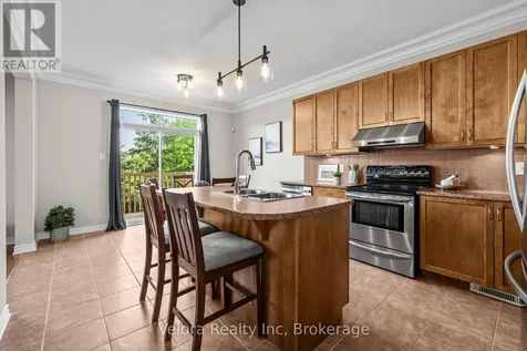 607 Rosehill Avenue Ottawa ON K2S 0K3