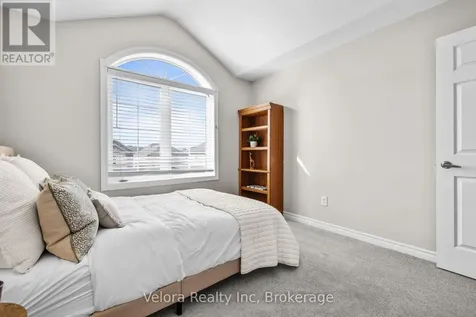 607 Rosehill Avenue Ottawa ON K2S 0K3