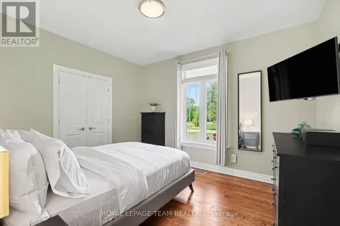 1650 Reindeer Way Ottawa ON K4P 0A2