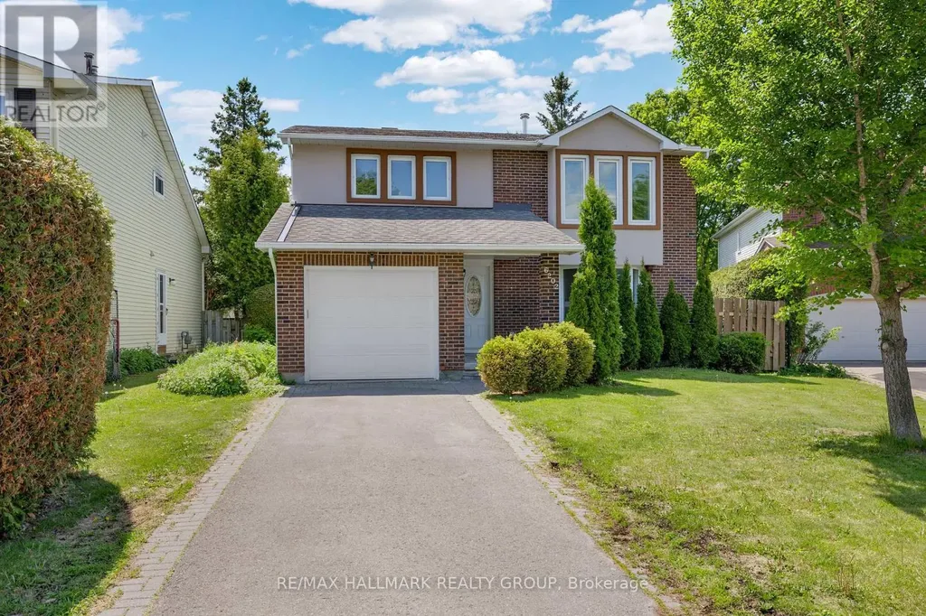 6202 Ravine Way Ottawa ON K1C 2W4