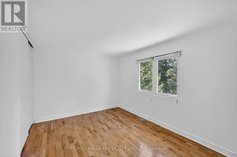 6202 Ravine Way Ottawa ON K1C 2W4