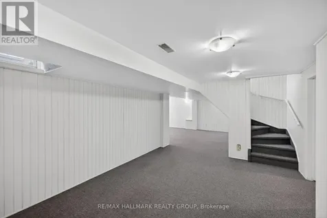 6202 Ravine Way Ottawa ON K1C 2W4